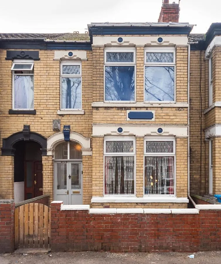 Casa de Férias Hull Large 4 Bedrooms 8 Beds Home - Close To A63 Mkm Stadium & Hri Kingston upon Hull